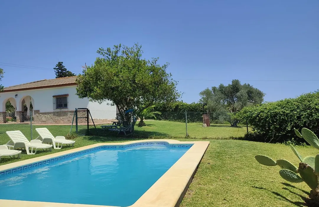 Casa Rural El Laurel con piscina privada-1